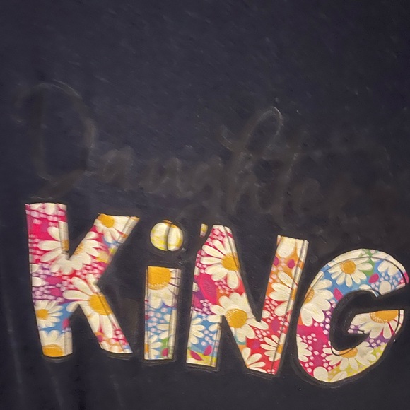 George Daughter of the King- medium 8-10 Tshirt - Picture 2 of 4